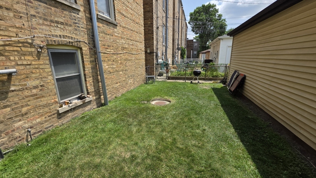 9124 La Crosse Avenue - Photo 10
