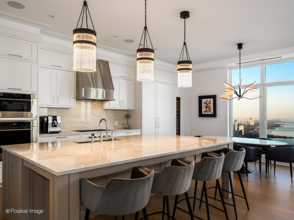 451 E Grand Avenue - Photo 10