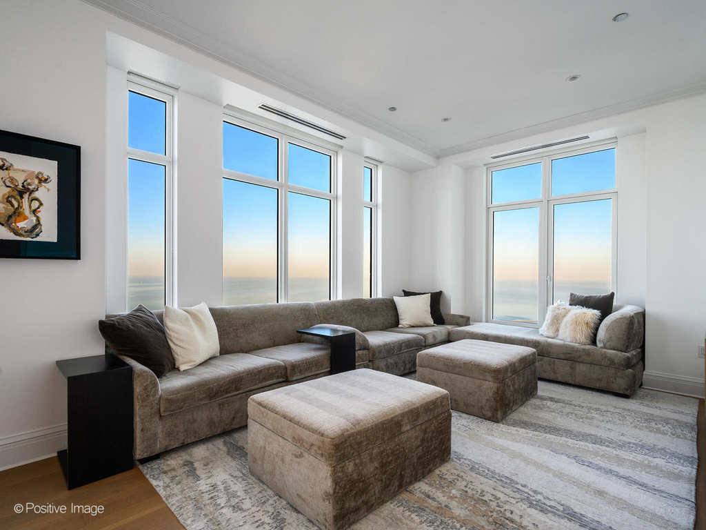 451 E Grand Avenue - Photo 14