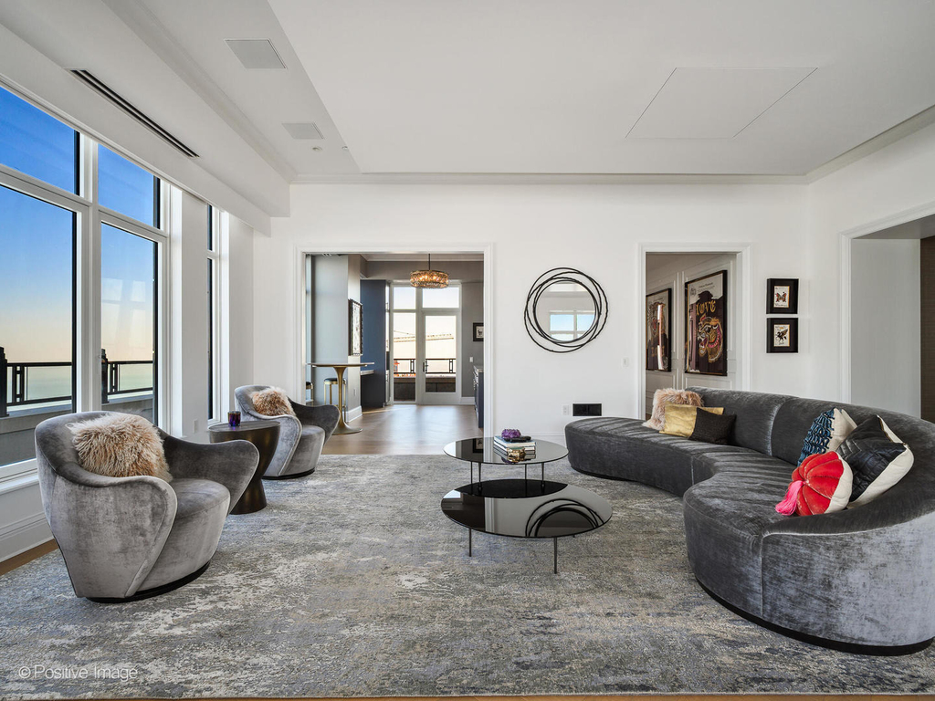 451 E Grand Avenue - Photo 4