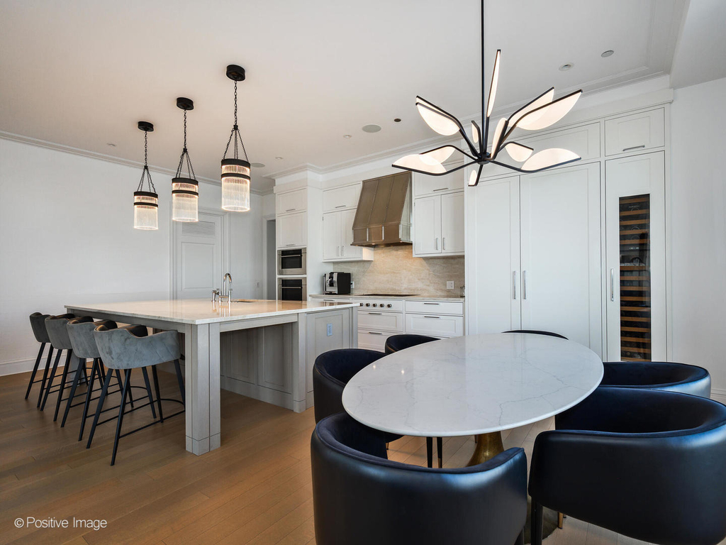 451 E Grand Avenue - Photo 15