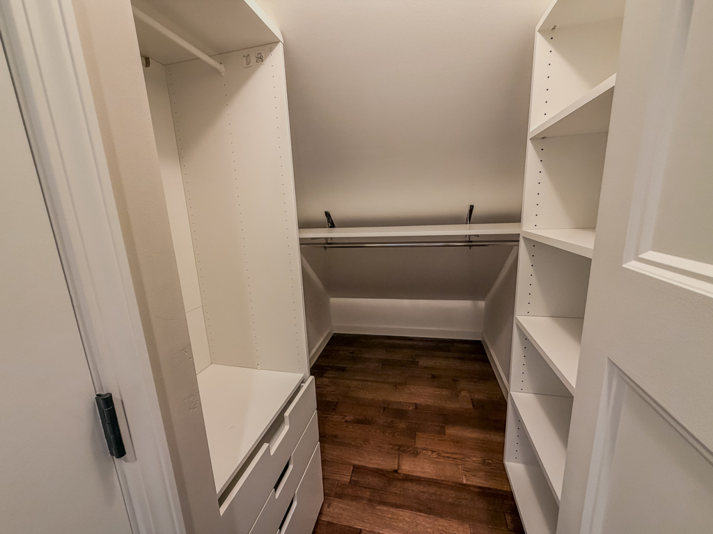 26w416 Macarthur Avenue - Photo 19