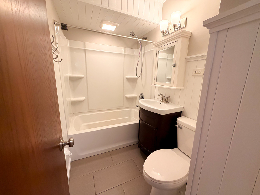 26w416 Macarthur Avenue - Photo 10