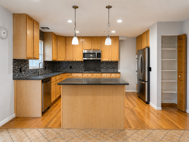6582 Tealwood Drive - Photo 9