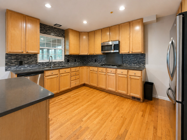 6582 Tealwood Drive - Photo 8