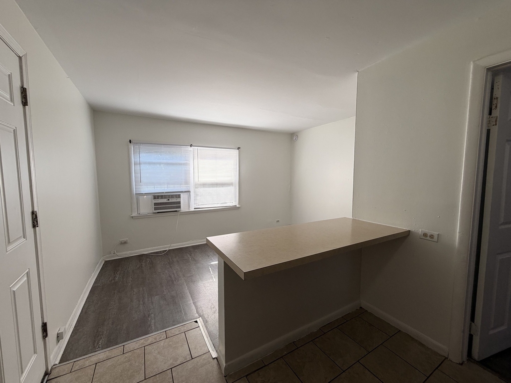370 Bent Street - Photo 7