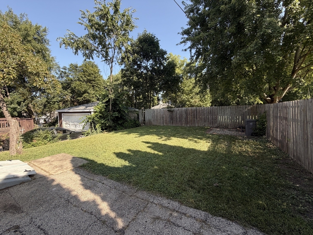 370 Bent Street - Photo 13