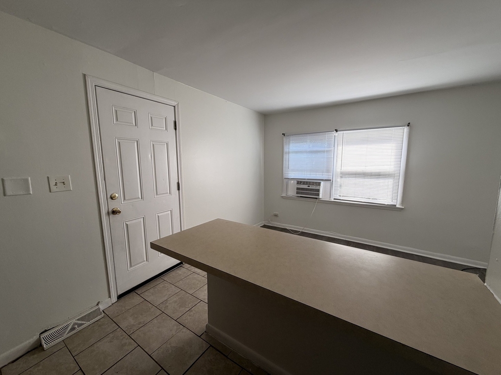370 Bent Street - Photo 10