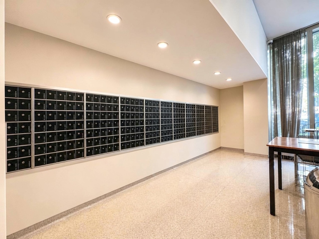 3550 N Lake Shore Drive - Photo 5