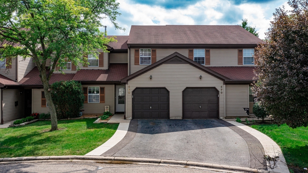468 Minnesota Circle - Photo 0