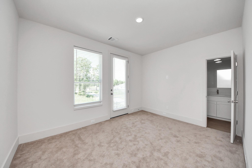 1043 Glen Avenue - Photo 22