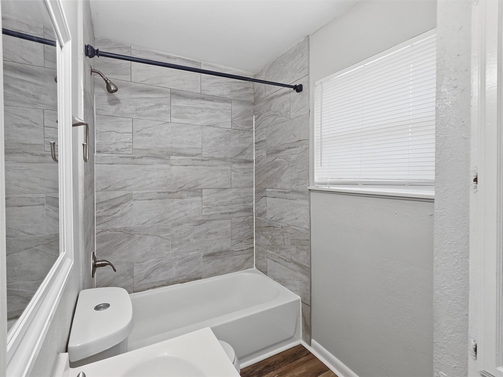 5427 Willow Glen Drive - Photo 13