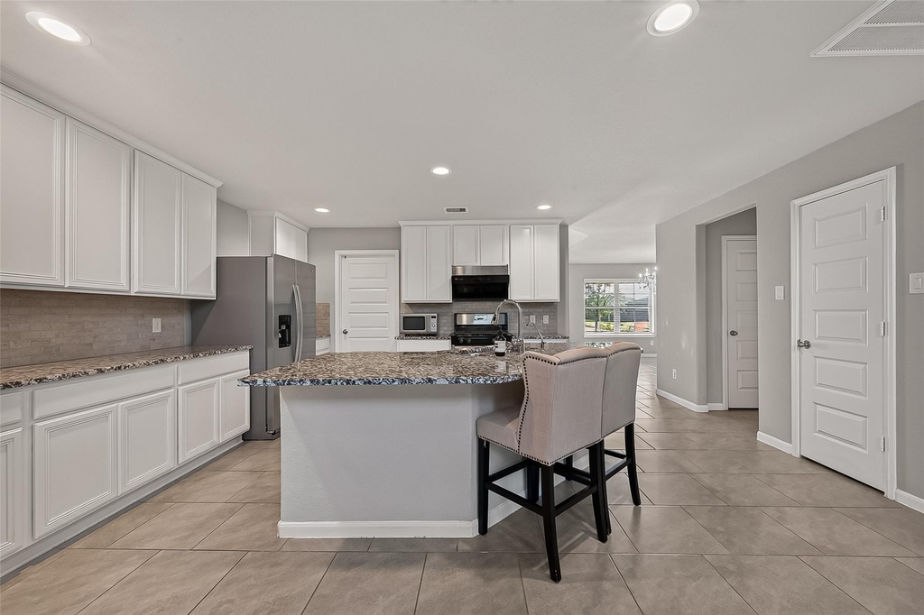 9227 Downing Street - Photo 18