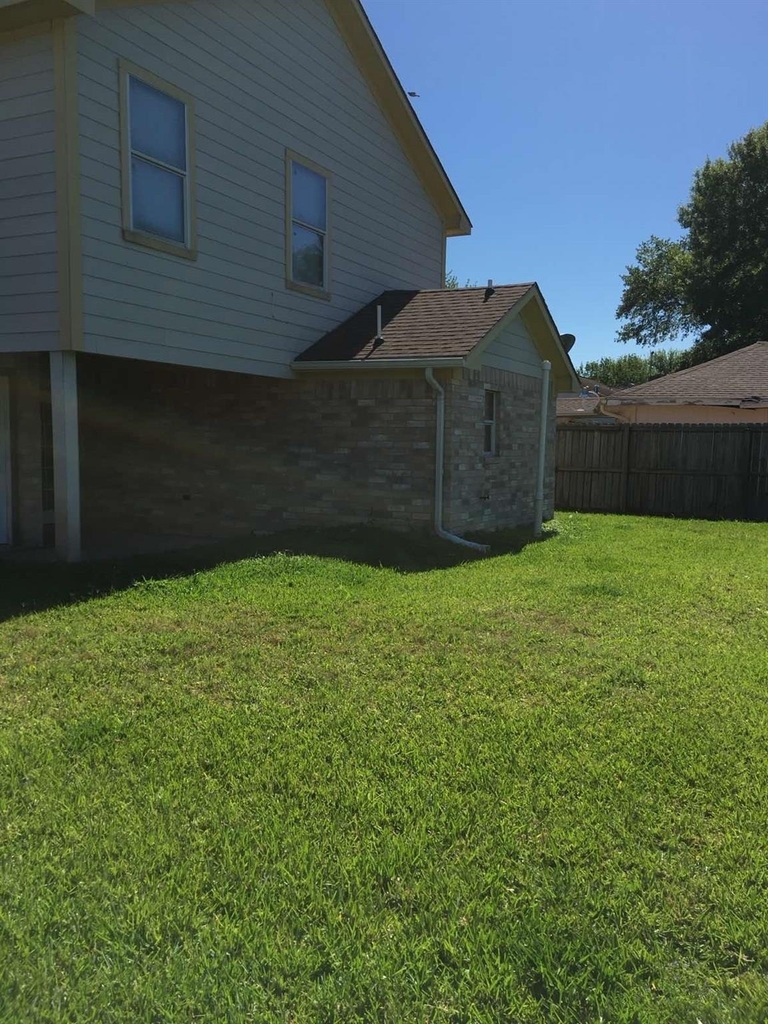 7410 Frostview Lane - Photo 17
