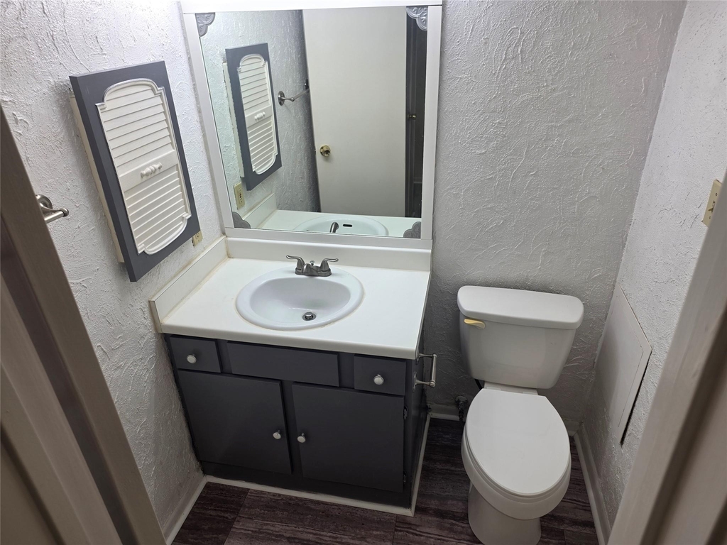 3025 Walnut Bend Lane - Photo 21