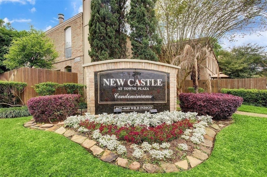 4643 Wild Indigo Street - Photo 0