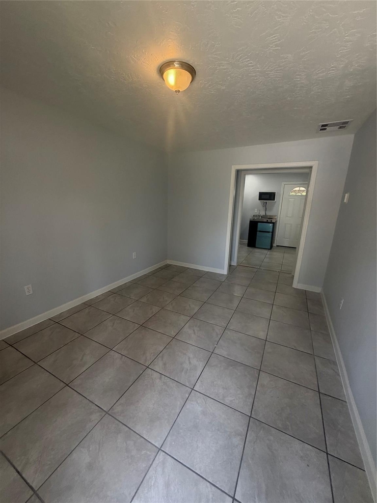 5047 Nassau Road - Photo 4