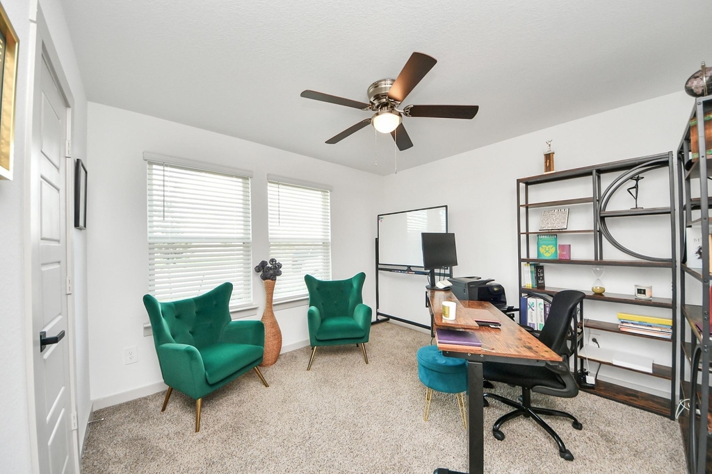 202 Serena Park Lane - Photo 9