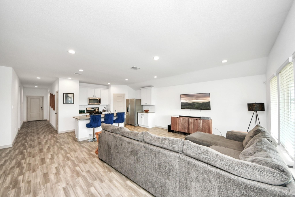 202 Serena Park Lane - Photo 4