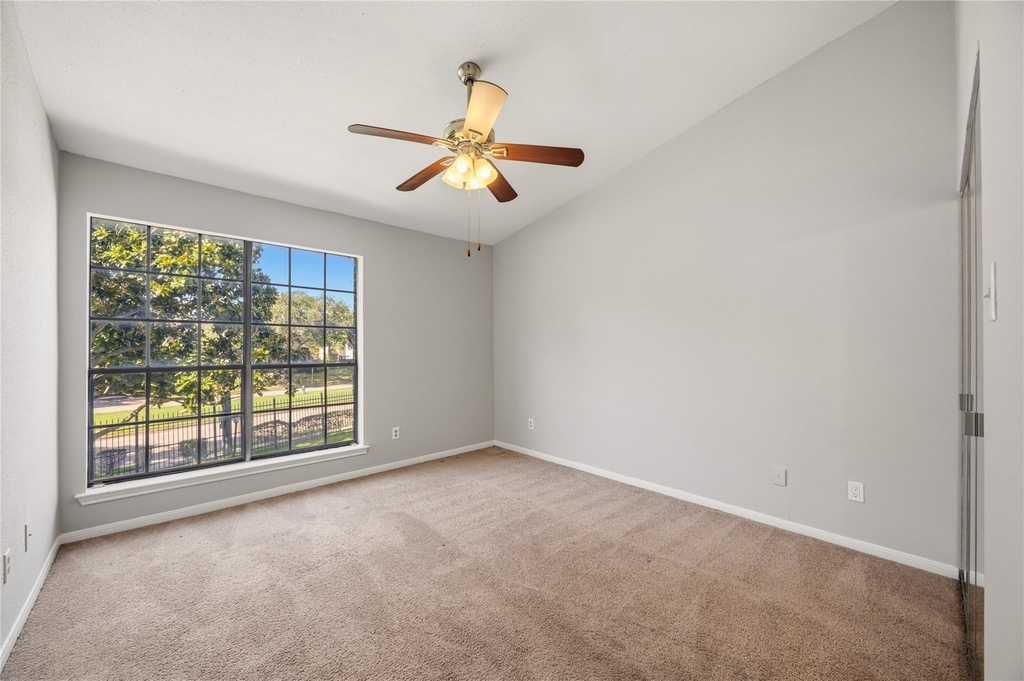 8055 Cambridge Street - Photo 12