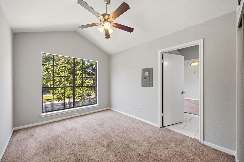 8055 Cambridge Street - Photo 14