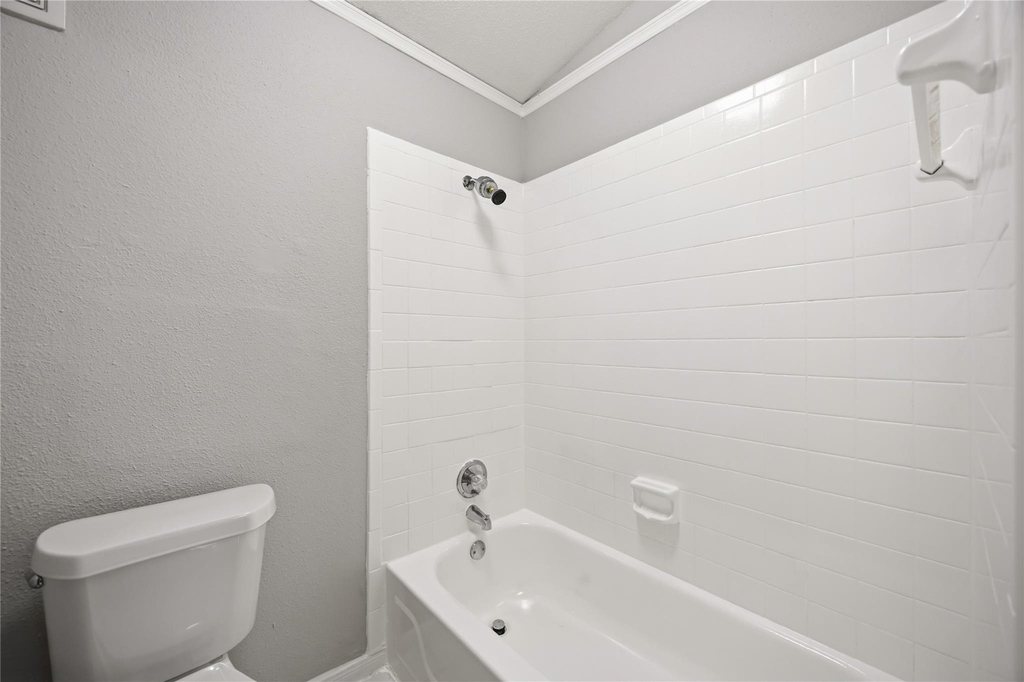 8055 Cambridge Street - Photo 17