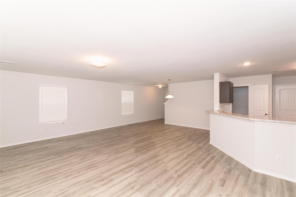 24411 Bella Carolina Court - Photo 2