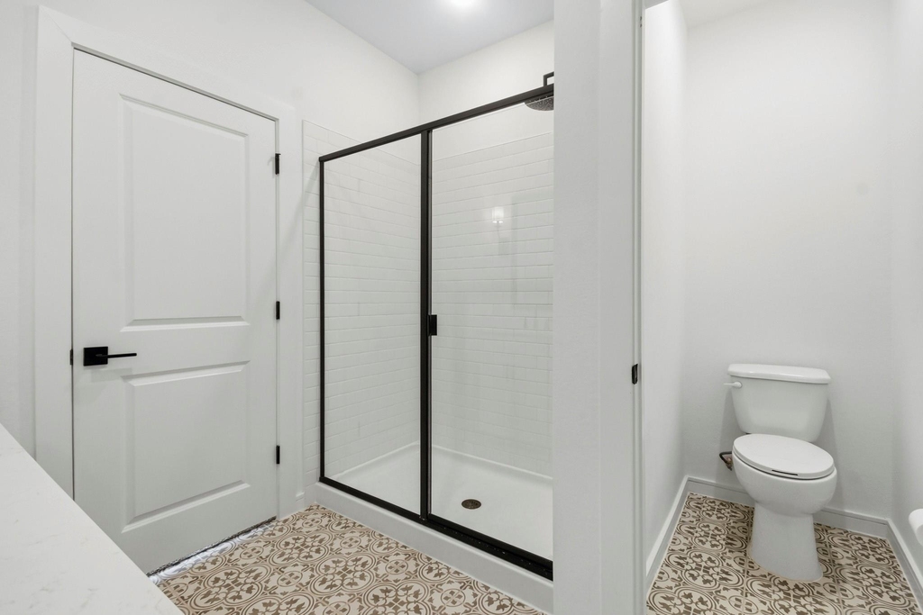 8427 Bay Ridge Circle - Photo 16