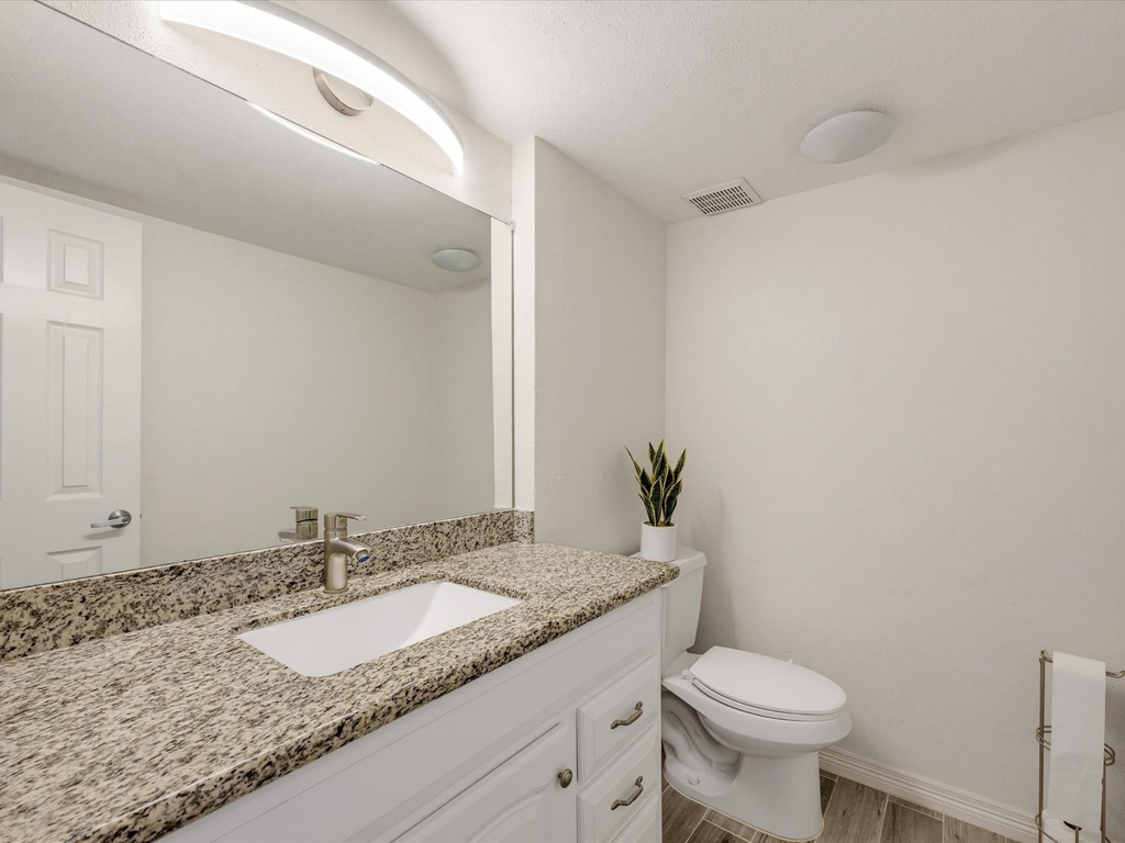 1653 W Sam Houston Parkway S - Photo 15
