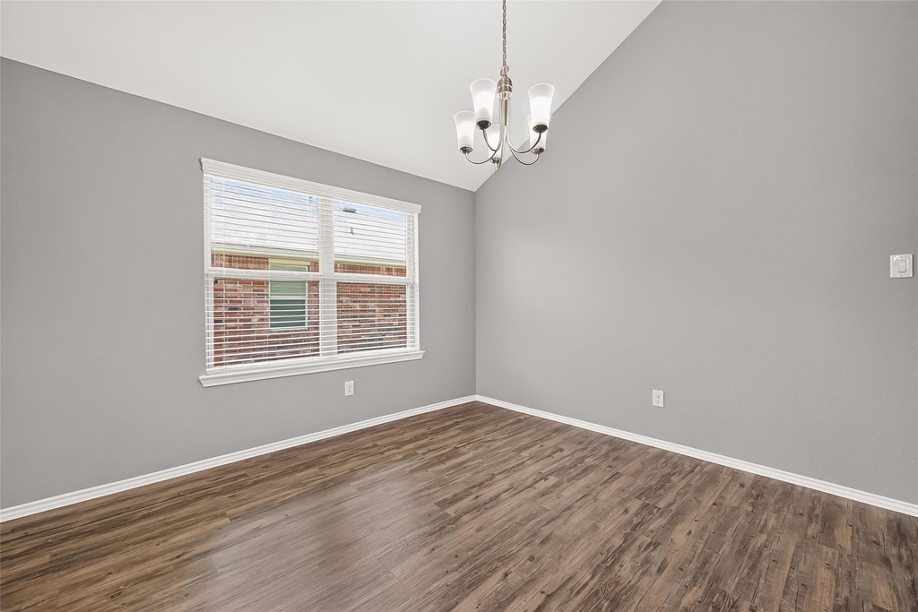 6014 Namika Street - Photo 5