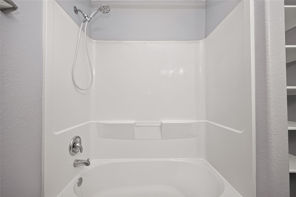6014 Namika Street - Photo 39