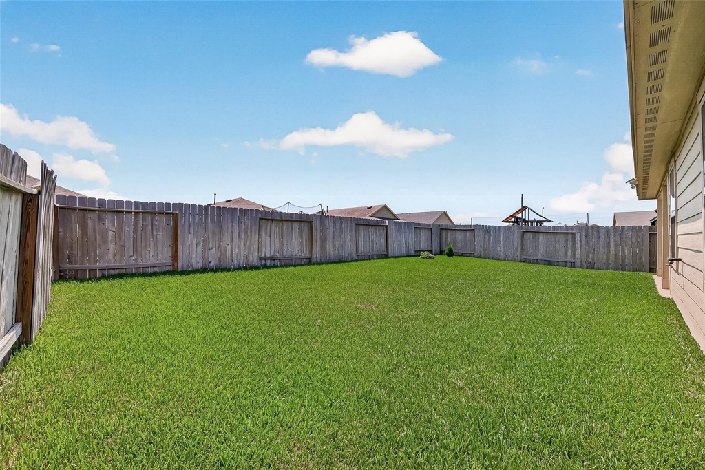 6014 Namika Street - Photo 45