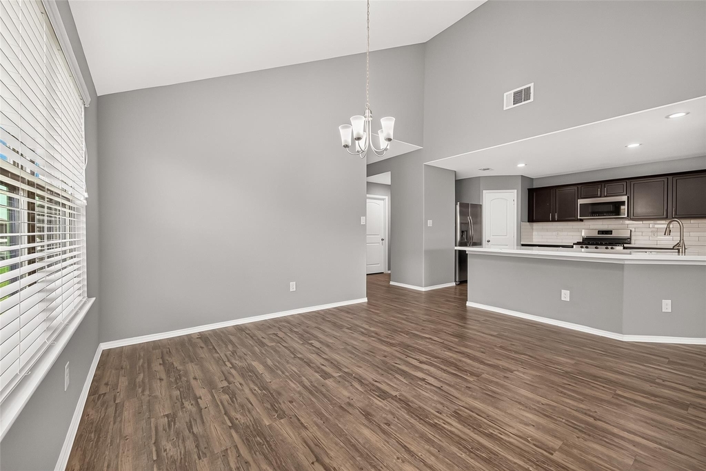 6014 Namika Street - Photo 6