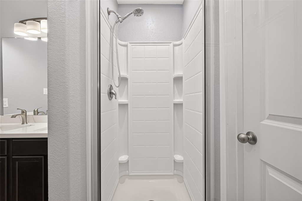 6014 Namika Street - Photo 25
