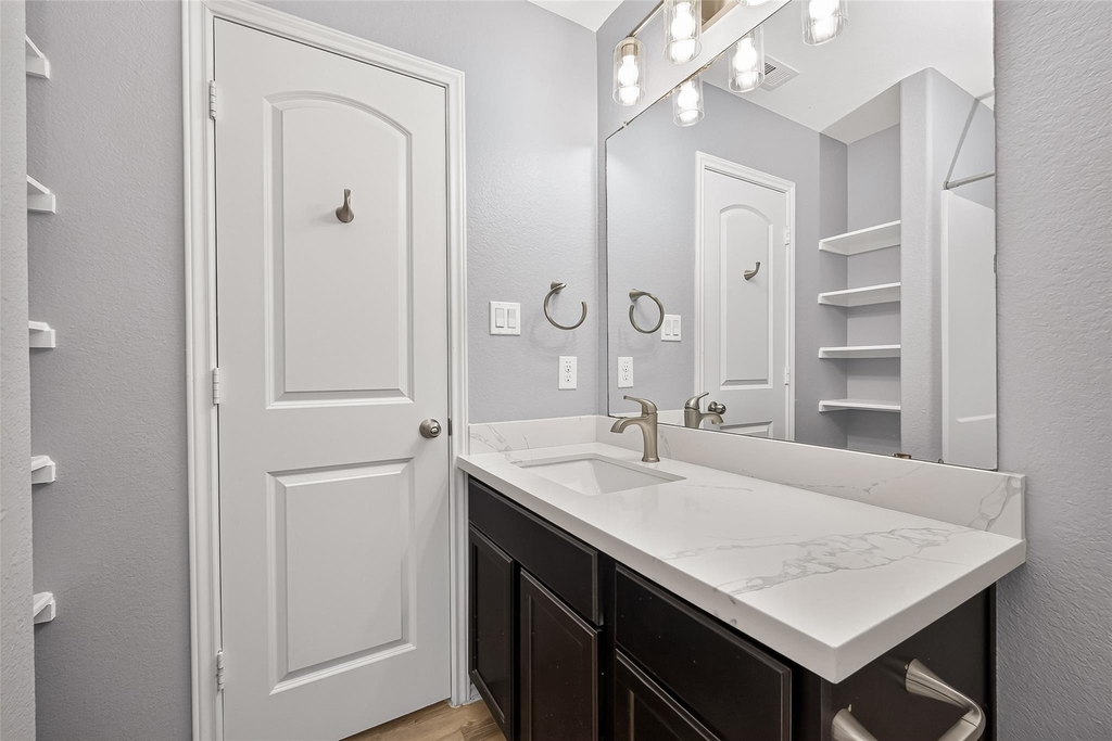 6014 Namika Street - Photo 38