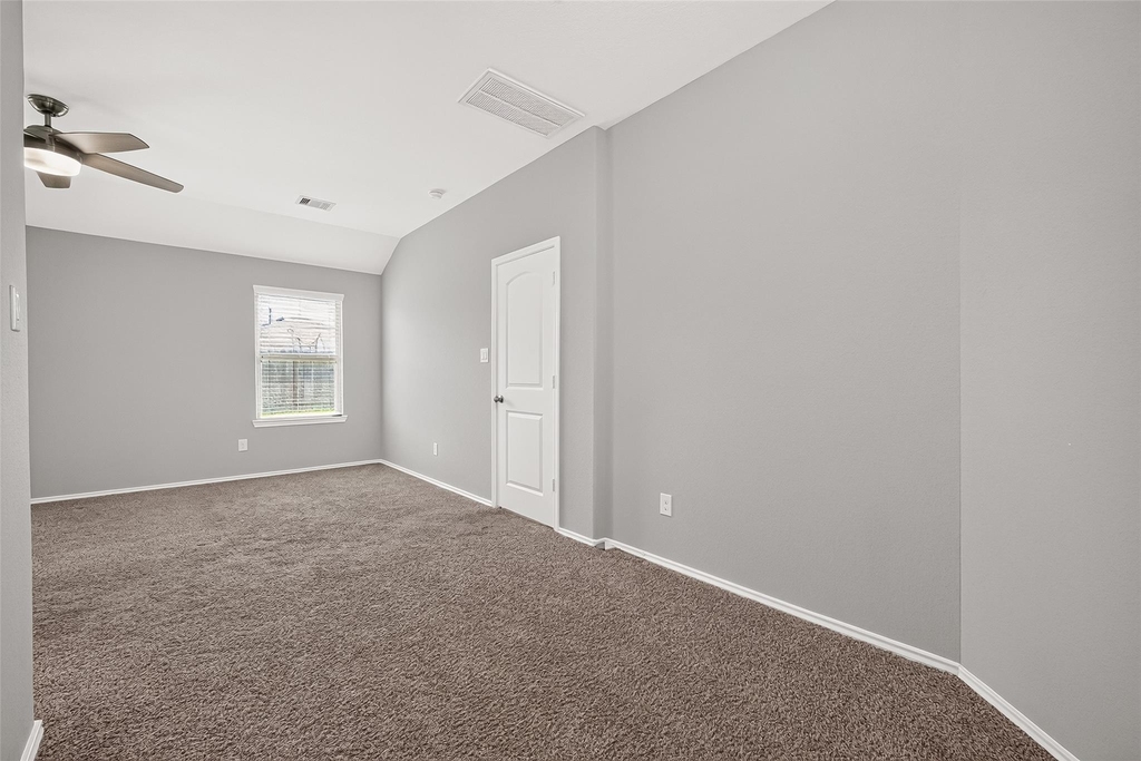 6014 Namika Street - Photo 33