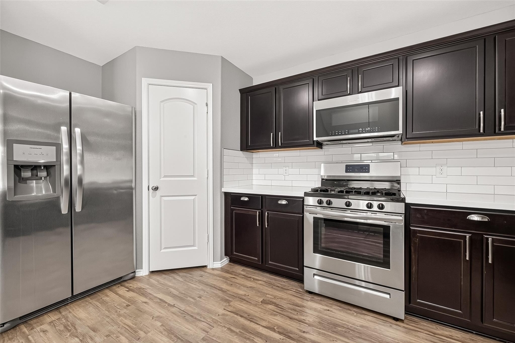 6014 Namika Street - Photo 18