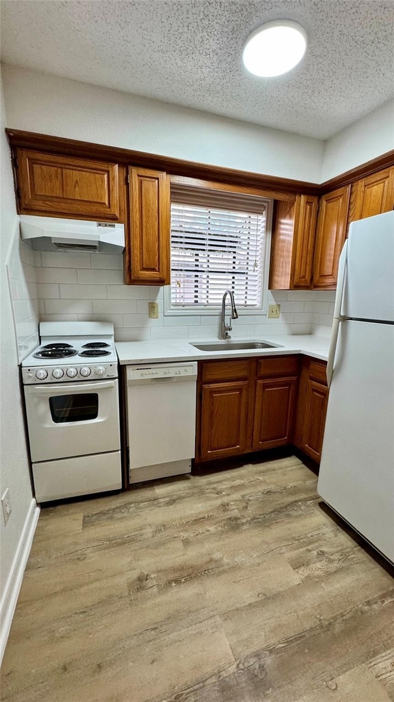 1311 Antoine Drive - Photo 11