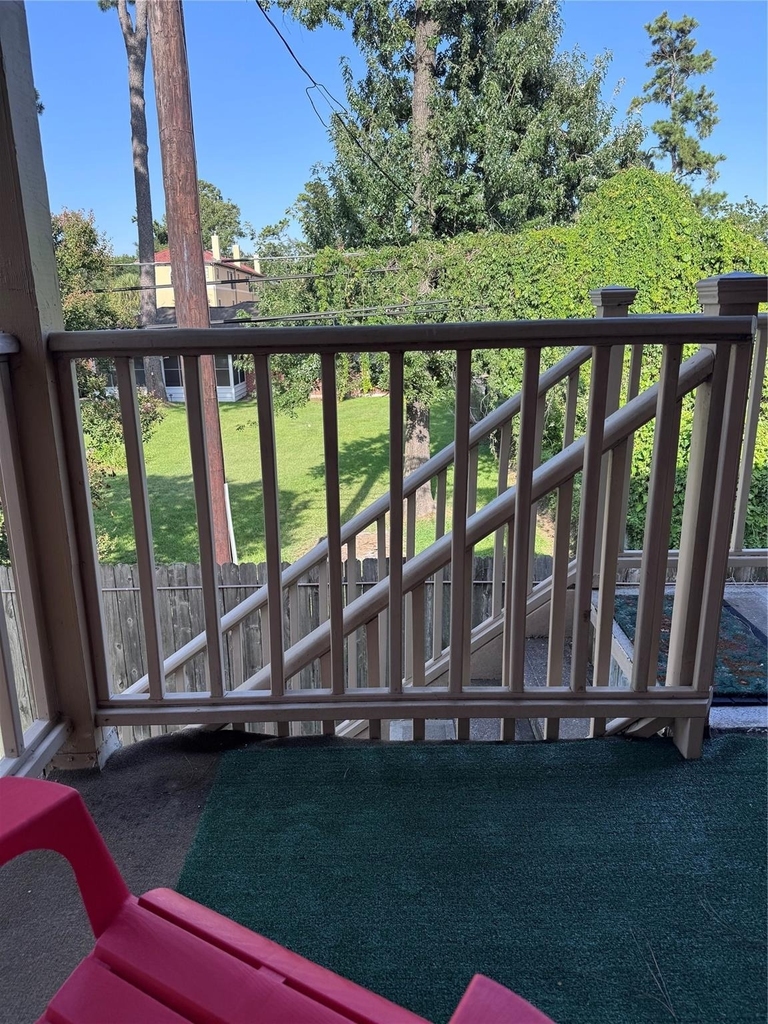 1311 Antoine Drive - Photo 3