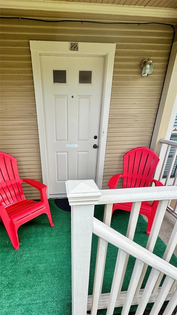 1311 Antoine Drive - Photo 2