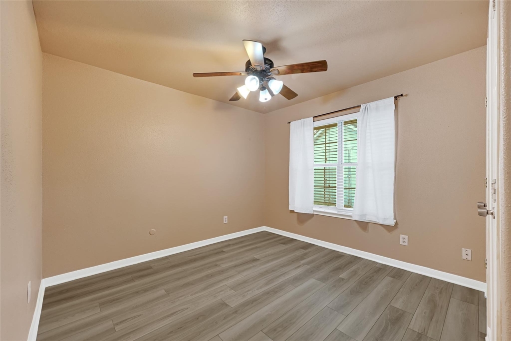 7323 Log View Drive - Photo 2