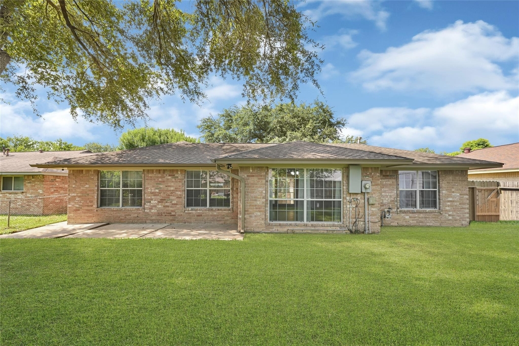 7323 Log View Drive - Photo 1