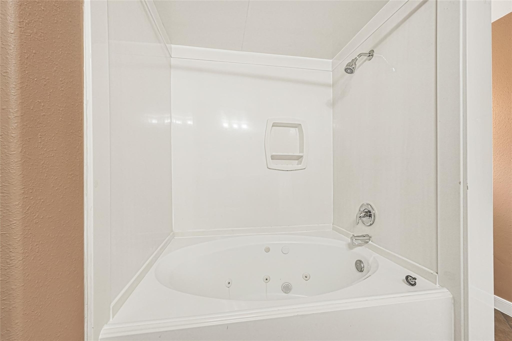 7323 Log View Drive - Photo 8