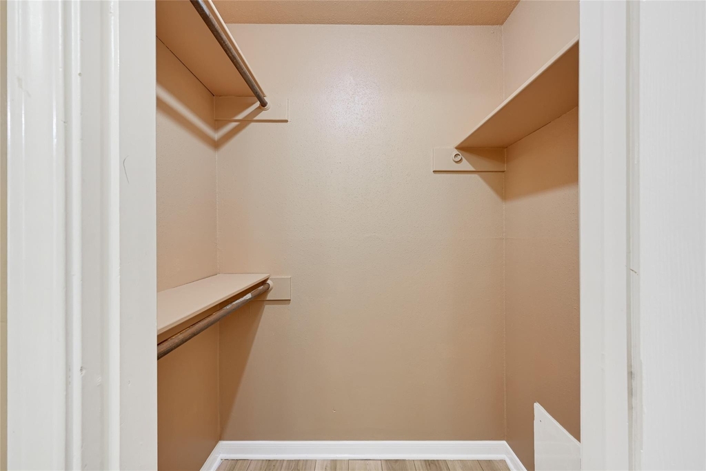 7323 Log View Drive - Photo 6