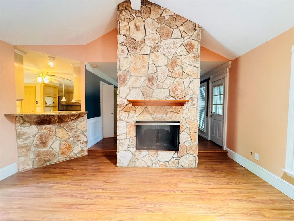 18107 Oakhampton Drive - Photo 4