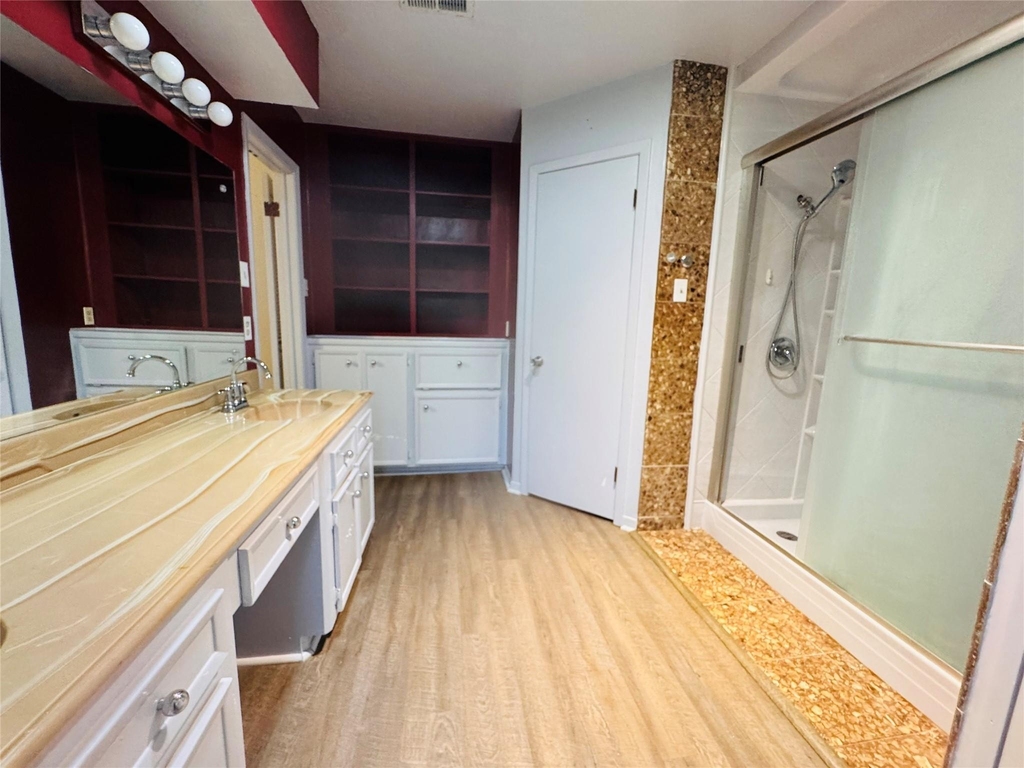 18107 Oakhampton Drive - Photo 9