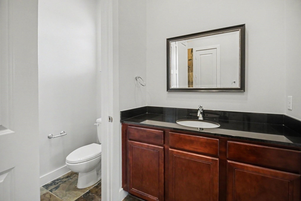 1744 W 25th Street - Photo 7