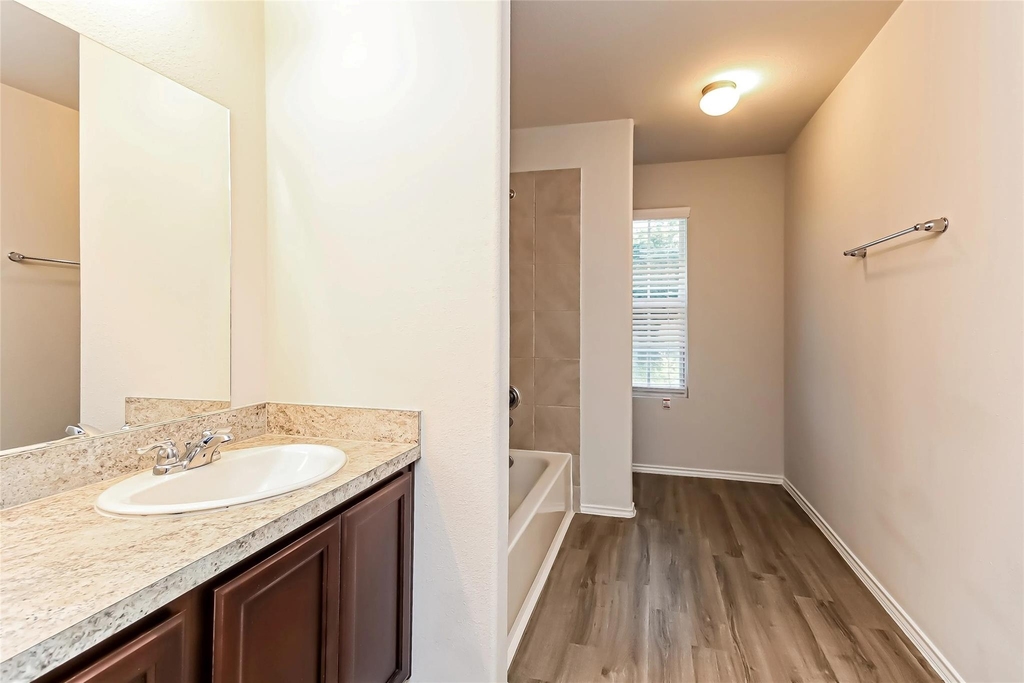 2769 Madison Court - Photo 11