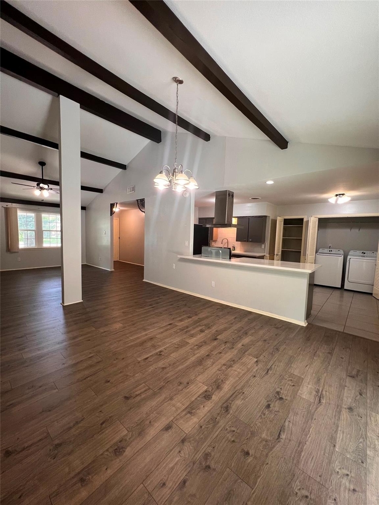 9543 Beverlyhill St - Photo 0