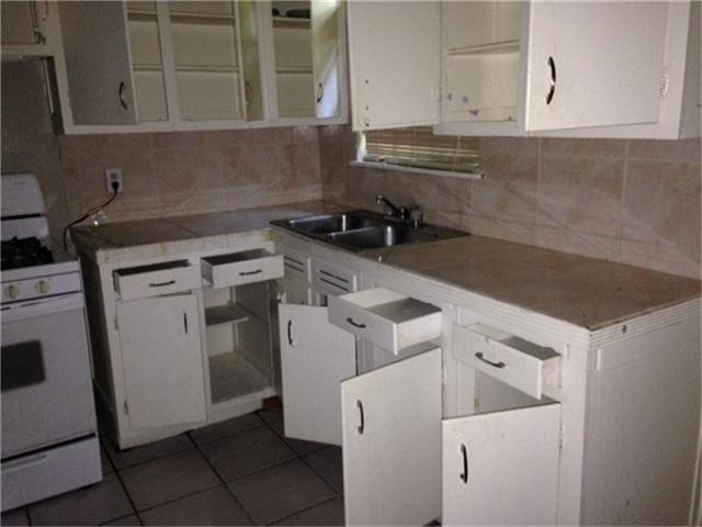 5006 Doulton Drive - Photo 5